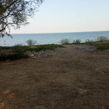 House On The Wave Relax * Koróni